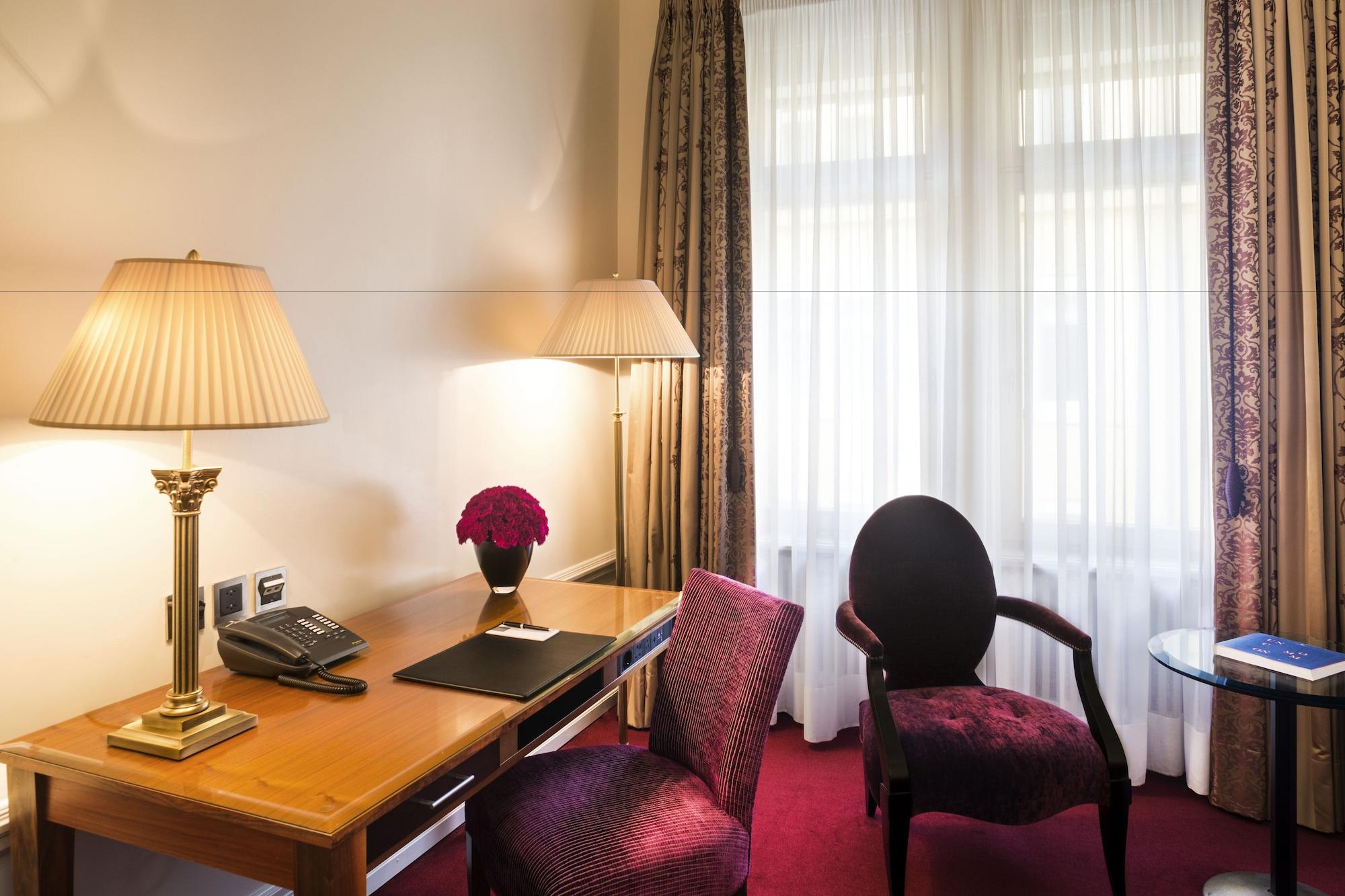 Hotel Bellevue Palace Bern Eksteriør bilde